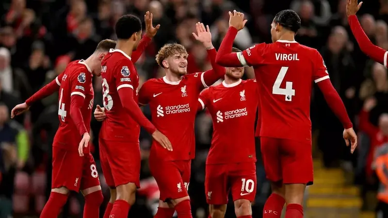 Liverpool đấu với Luton – Chiến Thắng Ngoạn Mục 4-1!